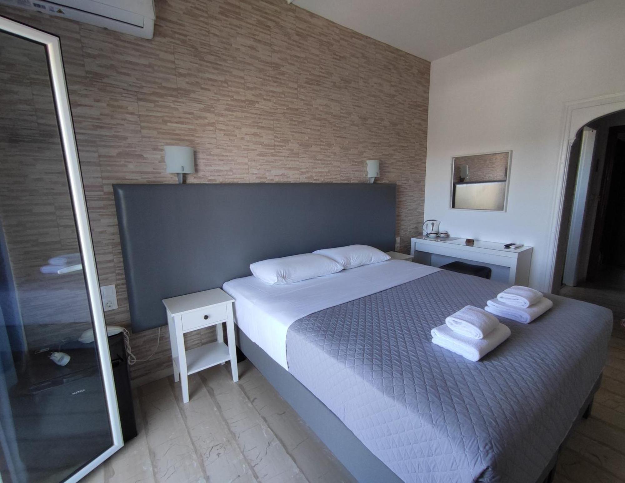 Tina Hotel Dassia  Exterior foto